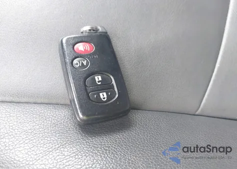 2013 Toyota Prius Plug-In Advanced from USA, damaged, VIN JTDKN3DP7D3031267